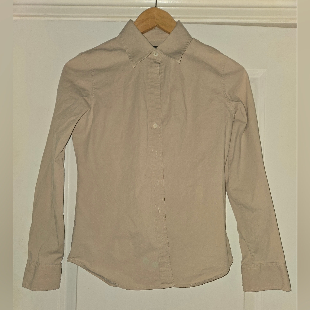 Banana Republic Women's Stretch Tan Button Down Long Sleeve Shirt Size Small